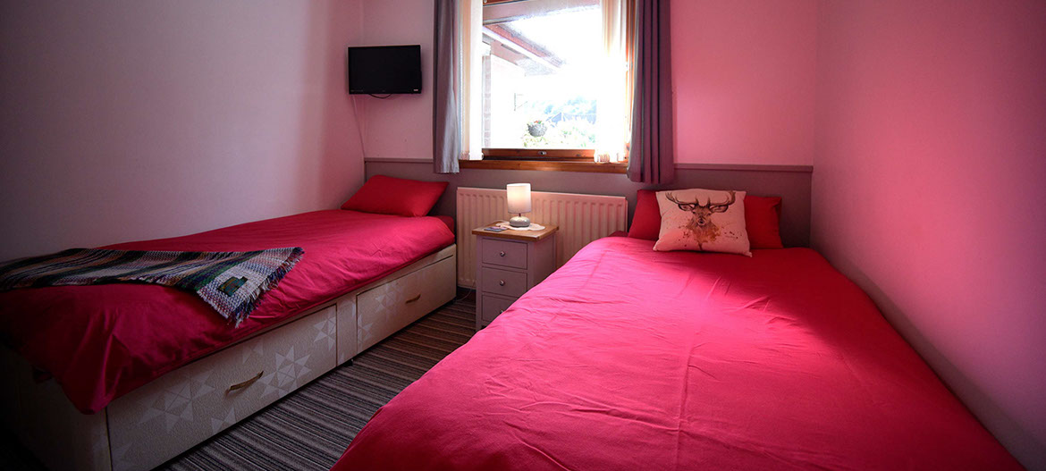 Our bed and breakfast accommodation in Portree contains a Twin room with en suite shower room and widescreen TV