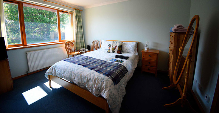 Our bed and breakfast accommodation in Portree includes WIFI internet widescreen TV and tea coffee making facilities