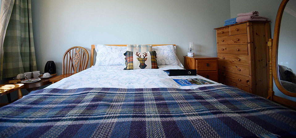 Kenmore Bed and Breakfast accommodation contains comfortable Double rooms with WIFI internet in Portree