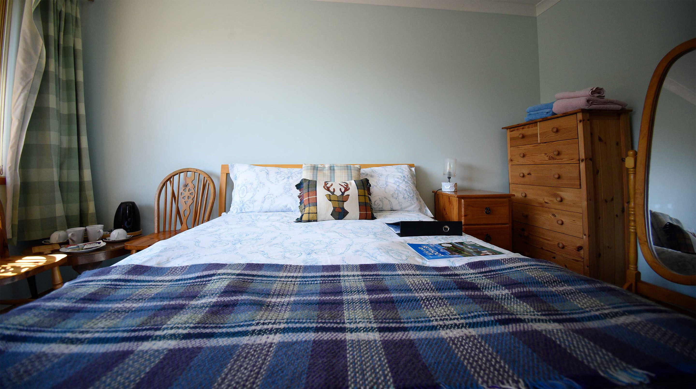 Gairloch View Bed and Breakfast is a sea view accommodation located near Staffin on the Isle of Skye